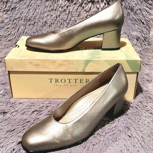 Trotters May Grey Pearl Block Heels